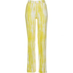 Spodnie z wiskozy z gumką w talii bonprix jasna limonka + biały z nadrukiem. Żółte spodnie damskie bonprix, z wiskozy. Za 79,99 zł.
