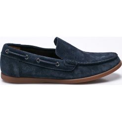 Clarks - Półbuty. Niebieskie mokasyny męskie Clarks, bez wzorów, ze skóry, bez zapięcia. W wyprzedaży za 159,90 zł.