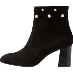 Brenda Zaro TANIA Botki black. Czarne botki damskie skórzane Brenda Zaro, klasyczne. Za 719,00 zł.