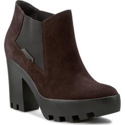 Botki CALVIN KLEIN JEANS - Sandy R3493 Mocha. Brązowe buty zimowe damskie marki Calvin Klein Jeans, z jeansu, na obcasie. W wyprzedaży za 319,00 zł.