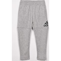 Adidas Performance - Spodnie dziecięce 110-176 cm. Szare spodnie chłopięce marki adidas Performance, bez wzorów, z bawełny, sportowe. W wyprzedaży za 119,90 zł.