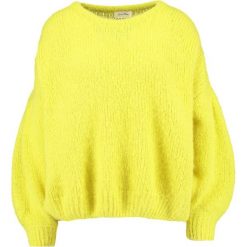 Swetry klasyczne damskie: American Vintage SIRIBAY Sweter sonne