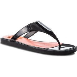 Japonki CALVIN KLEIN JEANS - Daphne R8761 Black. Klapki damskie Calvin Klein Jeans. W wyprzedaży za 249,00 zł.