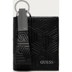 Guess Jeans - Portfel skórzany + brelok. Czarne portfele męskie Guess Jeans. Za 359,90 zł.