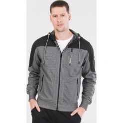 Szara Bluza Meridvielle. Szare bluzy męskie Born2be, xl, bez wzorów, bez kołnierzyka, bez rękawów, bez kaptura. Za 109,99 zł.