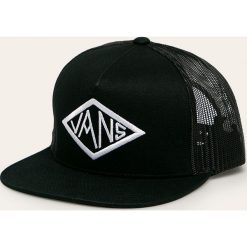 Vans - Czapka. Czarne czapki męskie Vans, z aplikacjami, z bawełny. W wyprzedaży za 69,90 zł.