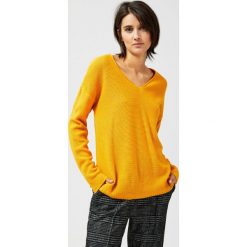 Sweter gładki. Żółte swetry damskie Moodo, xl, w paski, z długim rękawem, długie, bez kaptura. Za 49,99 zł.