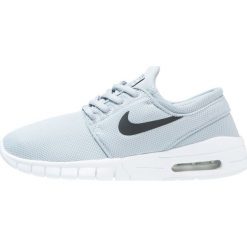 Nike SB STEFAN JANOSKI MAX Tenisówki i Trampki wolf grey/black/white. Szare trampki dziewczęce marki Nike SB, z tworzywa sztucznego. W wyprzedaży za 265,30 zł.