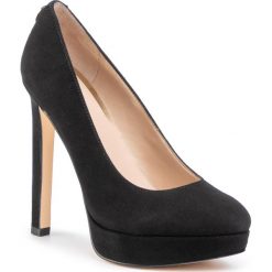 Szpilki GUESS - Eliada FL5EID SUE08 BLACK. Czarne półbuty damskie Guess, z aplikacjami, z zamszu, eleganckie, bez obcasa, na obcasie, bez zapięcia. Za 699,00 zł.