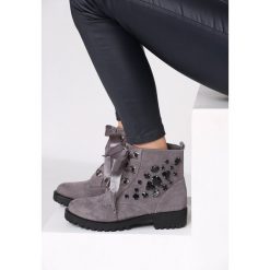 Szare Botki Take Notice. Szare botki damskie Multu. Za 49,99 zł.