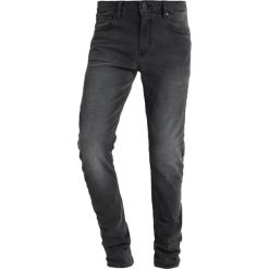 Scotch & Soda SKIM FALLEN HERO Jeans Skinny Fit fallen hero. Czarne rurki męskie Scotch & Soda, z bawełny. Za 459,00 zł.