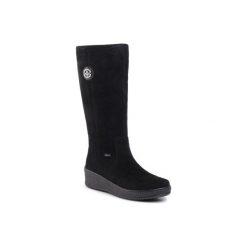RIEKER Y4470-00. Czarne kozaki damskie Rieker, ze skóry, bez obcasa, bez zapięcia. Za 359,99 zł.
