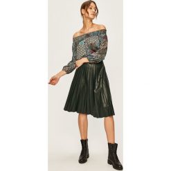 Desigual - Bluzka. Bluzki damskie Desigual, s, bez wzorów, z wiskozy, eleganckie, bez kołnierzyka, z długim rękawem. W wyprzedaży za 219,90 zł.