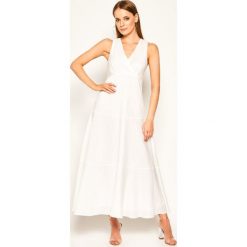 Sukienka wieczorowa Sportmax Code Cannes 72210504. Białe sukienki damskie Sportmax Code, bez wzorów, z jedwabiu, wizytowe, bez kołnierzyka, bez rękawów. W wyprzedaży za 1639,00 zł.
