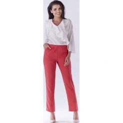 Bluzka A189 ecru. Bluzki damskie Awama, xl, bez wzorów, eleganckie, bez kołnierzyka, z długim rękawem. Za 146,37 zł.