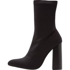 Botki damskie: Public Desire LIBBY Botki na obcasie black