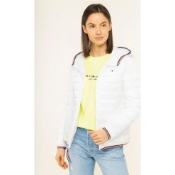 Kurtka puchowa TOMMY HILFIGER Essential Revers Padded WW0WW26771. Białe kurtki damskie TOMMY HILFIGER, bez wzorów, z puchu, bez kaptura. W wyprzedaży za 719,00 zł.