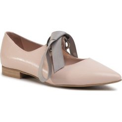Półbuty L37 - Schoolgirl B39 Pink. Różowe półbuty damskie L37, na co dzień, bez wzorów, ze skóry, bez obcasa, na obcasie, bez zapięcia. Za 579,00 zł.