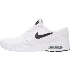 Nike SB STEFAN JANOSKI MAX Tenisówki i Trampki white/black. Białe tenisówki damskie marki Nike SB, z tworzywa sztucznego. W wyprzedaży za 399,20 zł.
