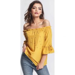Żółta Bluzka Proximately. Żółte bluzki damskie marki other, xl, bez wzorów, z falbankami, z krótkim rękawem. Za 69,99 zł.
