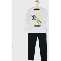 Blukids - Dres dziecięcy 98-134 cm. Szare spodnie chłopięce Blukids, z nadrukiem, z bawełny, długie. W wyprzedaży za 49,90 zł.