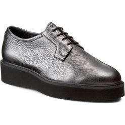Półbuty SOLO FEMME - 28302-01-E54/000-03-00 Antracyt. Szare półbuty damskie Solo Femme, bez wzorów, ze skóry, eleganckie, bez obcasa, na koturnie, na sznurówki. W wyprzedaży za 239,00 zł.