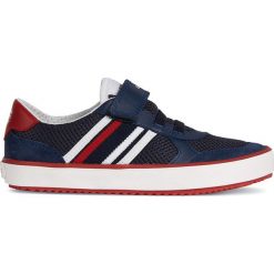 Geox - Tenisówki. Białe trampki chłopięce Geox, bez wzorów, ze skóry, z okrągłym noskiem, bez zapięcia. W wyprzedaży za 219,90 zł.