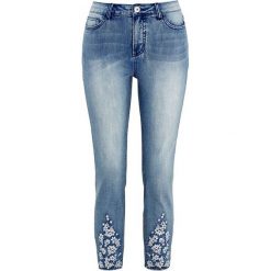 Cellbes Dżinsy po kostki z haftem błękitny denim female niebieski 58. Niebieskie jeansy damskie Cellbes. Za 259,00 zł.