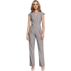 ALEXIS Kombinezon z dekoltem typu halter - szary. Szare kombinezony damskie Moe, s, bez wzorów, z elastanu, eleganckie, bez kołnierzyka, bez rękawów. Za 199,00 zł.