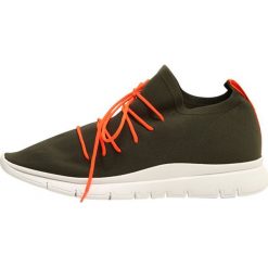 Joshua Sanders GET LOW Sneakersy niskie military. Brązowe sneakersy męskie marki Joshua Sanders, bez wzorów, ze skóry, bez zapięcia. W wyprzedaży za 523,60 zł.