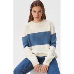 Sweter z paskiem - Kremowy. Białe swetry damskie Sinsay, s, bez wzorów, bez rękawów, bez kaptura. Za 59,99 zł.