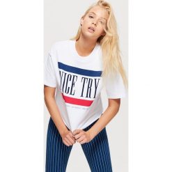 T-shirty damskie: T-shirt z nadrukiem - Biały