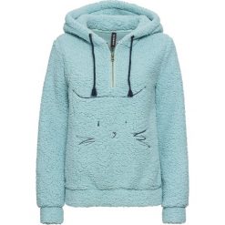 Bluza z kapturem z polaru baranka z haftem bonprix morski pastelowy. Zielone bluzy damskie bonprix, z haftami, z polaru, bez rękawów, z kapturem. Za 109,99 zł.