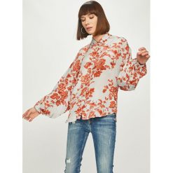 Pepe Jeans - Koszula Bruna. Szare bluzki damskie marki Pepe Jeans, s, z wiskozy, klasyczne, z klasycznym kołnierzykiem, z długim rękawem. Za 339,90 zł.