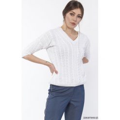 SWETER Z WARKOCZAMI, SWE117 ECRU. Swetry damskie Pakamera, bez wzorów, klasyczne, bez rękawów, bez kaptura. Za 177,00 zł.