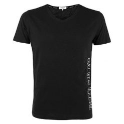 Calvin Klein T-shirt męski Round Koszulka z dekoltem w szpic KM0KM00333-001 Black (rozmiar M). Czarne koszulki męskie Calvin Klein, m, bez wzorów, bez kołnierzyka. W wyprzedaży za 170,00 zł.