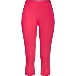 Legginsy rybaczki z połyskującymi kamieniami bonprix różowy hibiskus - srebrny. Różowe spodnie damskie bonprix, bez wzorów. Za 49,99 zł.