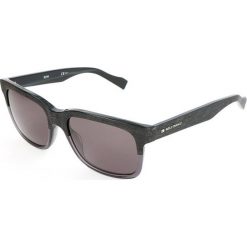 Męskie okulary przecwsłoneczne w kolorze czarno-szaro-brązowym. Szare okulary przeciwsłoneczne męskie marki Hugo Boss Sunglasses, z tworzywa sztucznego, wakacyjne. W wyprzedaży za 193,95 zł.