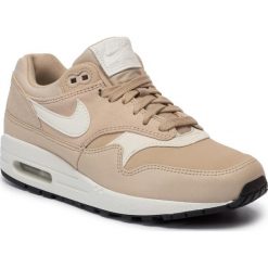 Buty NIKE - Air Max 1 Prm 454746 209 Linen/Pale Ivory/Summit/White. Brązowe buty sportowe damskie Nike, bez wzorów, z zamszu, sportowe, nike air max. W wyprzedaży za 449,00 zł.