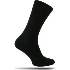 Jednokolorowe Skarpetki Męskie Chattier - czarne SKCH0001basicclassic. Czarne skarpetki męskie Chattier, z bawełny. Za 9,50 zł.