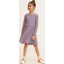 Mango Kids - Sukienka dziecięca Caplan 110-152 cm. Białe sukienki dziewczęce Mango Kids, bez wzorów, z bawełny, casualowe, z długim rękawem, długie, mini, rozkloszowane. Za 79,90 zł.