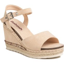 Espadryle REFRESH - 72226 Beige. Brązowe espadryle damskie Refresh, bez wzorów, z tworzywa sztucznego, bez obcasa, na obcasie. Za 189,00 zł.