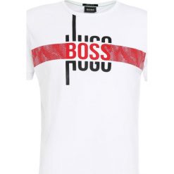 BOSS Green TEE Tshirt z nadrukiem training white. Białe koszulki polo męskie marki BOSS Green, xl, z nadrukiem, z bawełny. Za 289,00 zł.