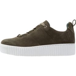 Samsøe & Samsøe Sneakersy niskie climbing ivy. Brązowe trampki i tenisówki damskie marki Samsøe & Samsøe, ze skóry. Za 629,00 zł.