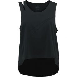 Nike Performance Koszulka sportowa black. Czarne topy sportowe damskie marki Nike Performance, m, z elastanu. W wyprzedaży za 125,30 zł.