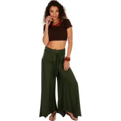 Spodnie w kolorze khaki. Brązowe spodnie damskie Aller Simplement, z tkaniny, z standardowym stanem. W wyprzedaży za 55,95 zł.