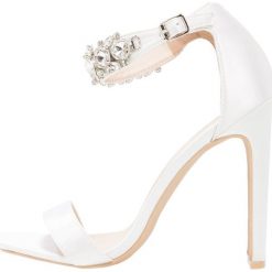 Sandały damskie: Chi Chi London EBONY Sandały na obcasie ivory