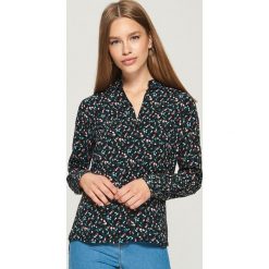 Wzorzysta koszula - Różowy. Czerwone koszule damskie Sinsay, l. Za 39,99 zł.