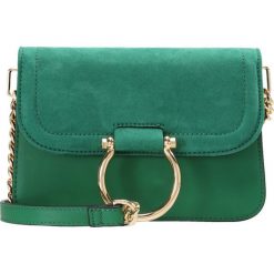 Torebki klasyczne damskie: Topshop REMY TROPHY XBODY Torba na ramię green
