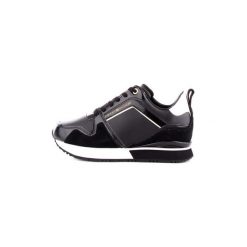 Buty Tommy Hilfiger FW04420. Czarne trampki i tenisówki damskie TOMMY HILFIGER, bez wzorów, bez zapięcia. Za 557,52 zł.